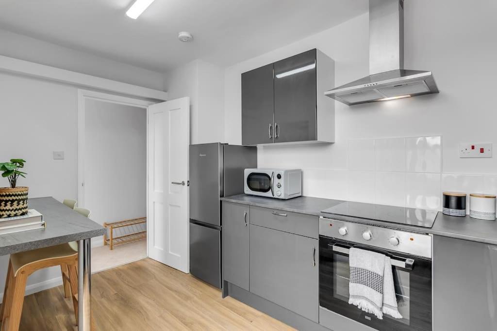 1-Bed Seaside Apartment With Parking Cromer Exteriér fotografie